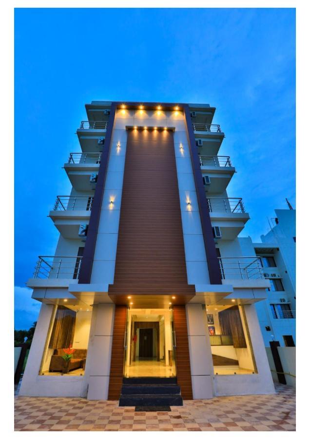 Hotel Scintilla Somnāth Exteriör bild